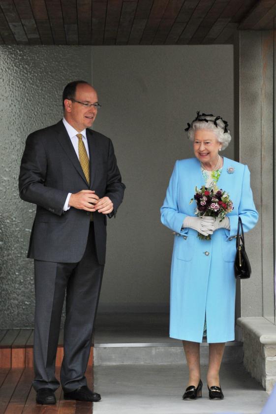 S.A.S. Prince Albert II et Sa Majesté la Reine Elizabeth II