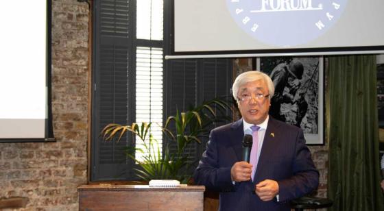H.E. Mr  Erlan Idrissov, the Ambassador of Kazakhstan to the United Kingdom, giving a speech. 